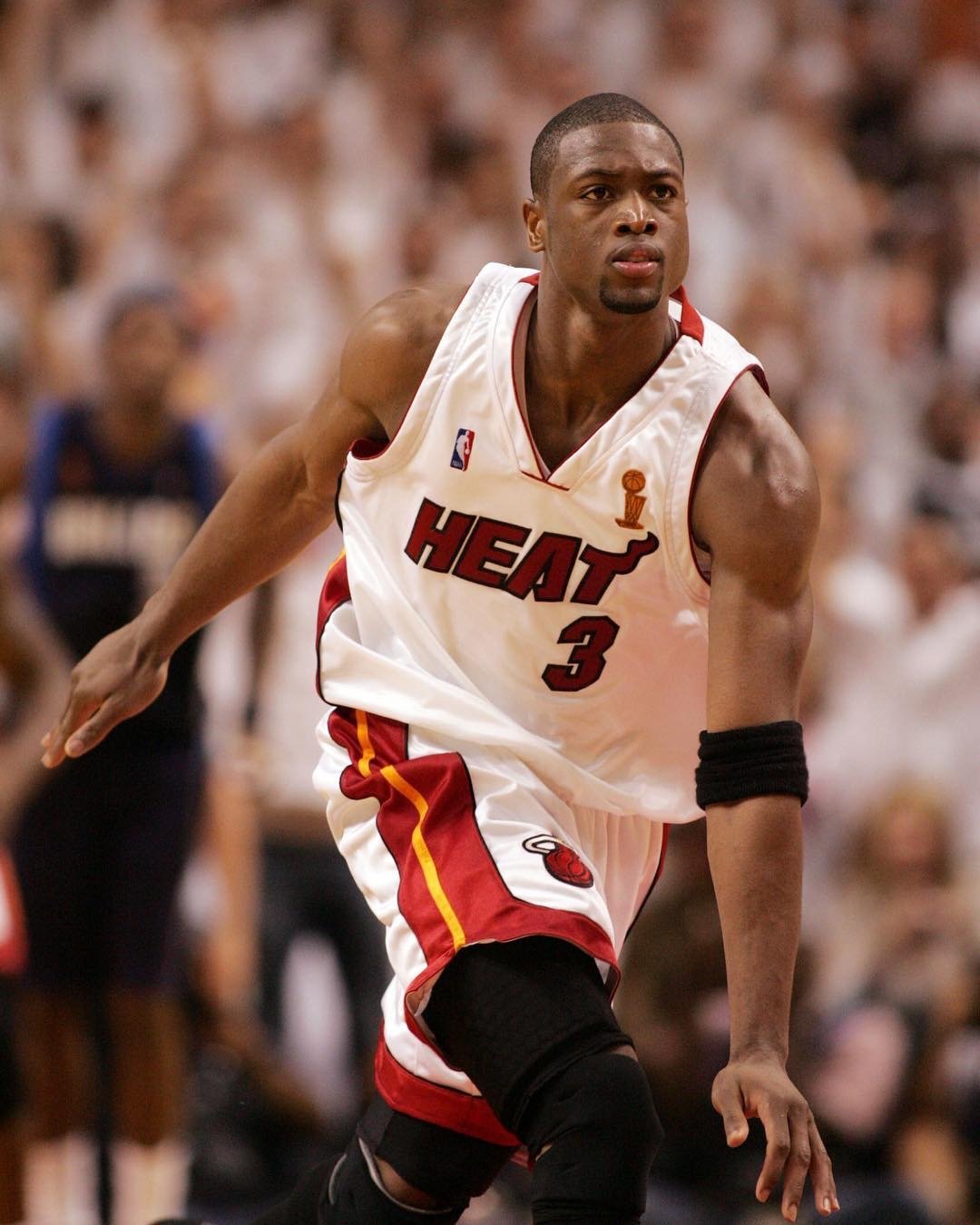 拜仁官方：于帕梅卡诺未进入本轮名单，是因为负荷管理轮休（拜仁官宣：于帕梅卡诺因负荷管理本轮轮休，未入选大名单）