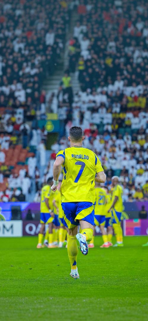 德天空：多特19岁边锋坎贝尔已向俱乐部表示希望在冬窗离队（德媒：多特19岁翼锋坎贝尔已告知俱乐部希望今冬离队）