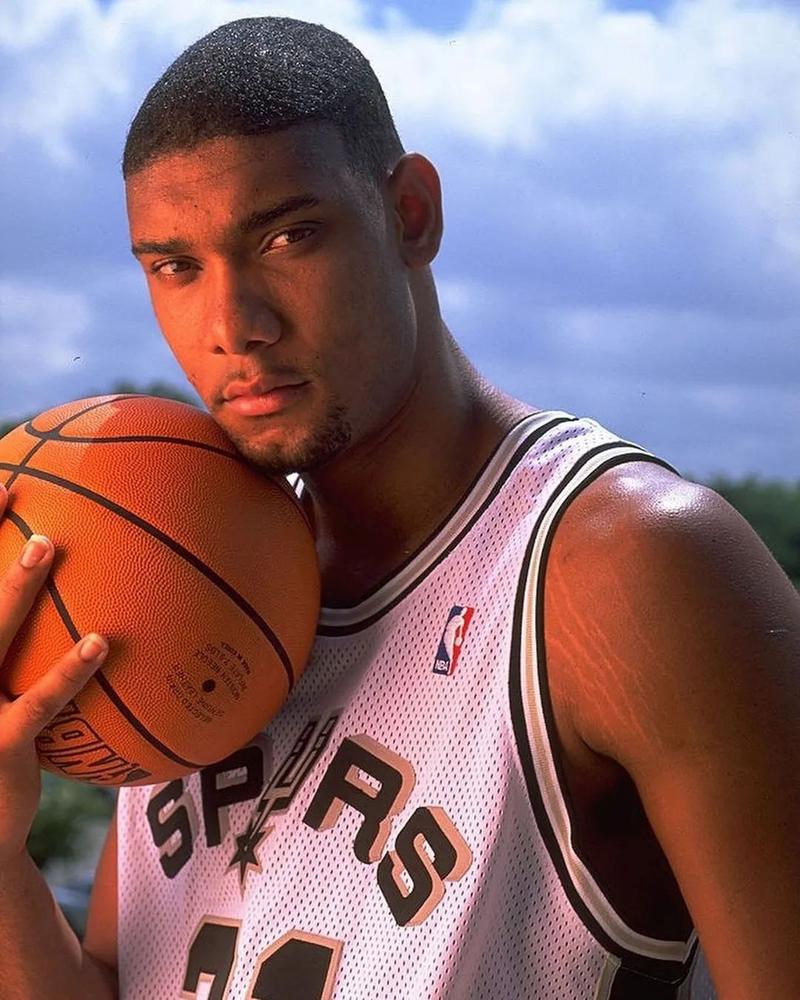 北德容传人！官方：迭戈·戈麦斯对维尔茨的犯规未使用过度力量，非红牌犯规（官方判定：迭戈-戈麦斯对维尔茨的犯规未属过度用力，不达红牌标准）