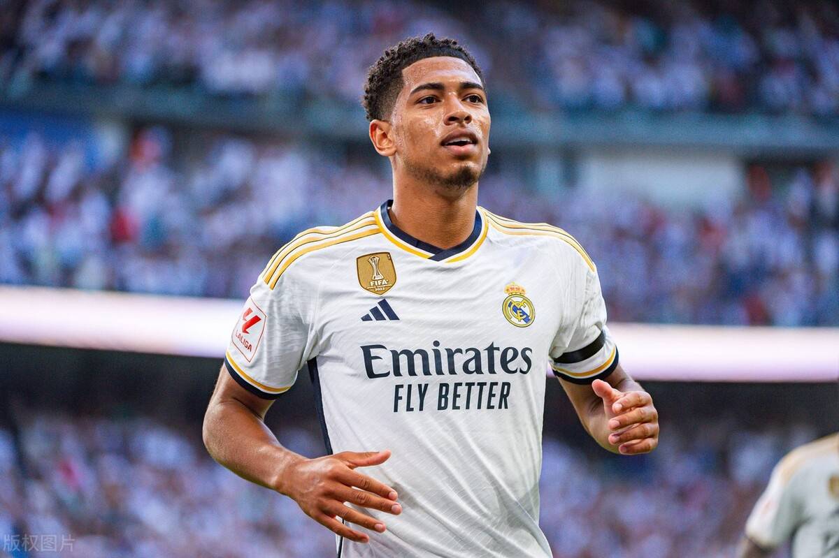 詹俊：今晚萨拉赫替补更合理，还是让维尔茨搭档埃基蒂克（詹俊：今夜让萨拉赫打替补更合适，维尔茨应与埃基蒂克搭档）