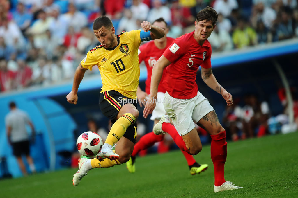 本轮欧洲世预赛最佳候选：帕罗特、姆巴佩、奥亚萨瓦尔、哈兰德（欧洲世预赛本轮最佳提名：帕罗特、姆巴佩、奥亚萨瓦尔、哈兰德）