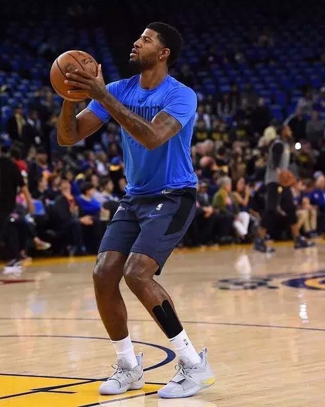 明年海港真不一定拿冠！毕竟连续4年拿第一很少 重要是申花没亚冠（海港明年未必夺冠：四连冠罕见，申花无亚冠成变量）