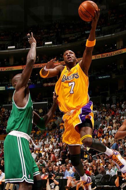 阿斯：拉什福德因发烧缺席巴萨vs毕包；他缺席最近2次训练（阿斯：拉什福德发烧无缘巴萨战毕包，已连续缺席两次训练）