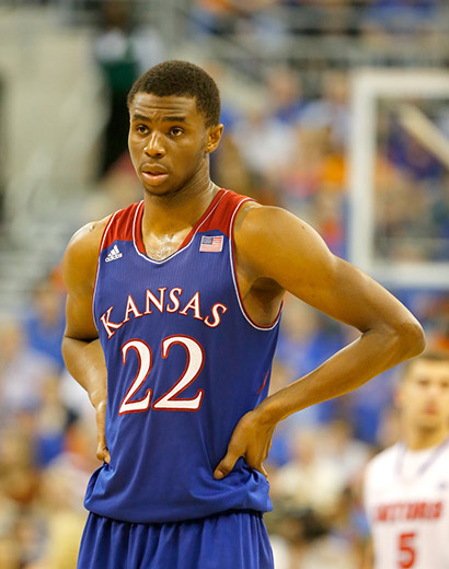 CBA球队战绩分析及焦点对决回顾（CBA各队战绩盘点与焦点之战回顾）