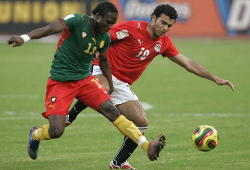 中超新政放宽引援限制，多队准备大手笔（中超新规松绑引援限制，多队酝酿重金投入）