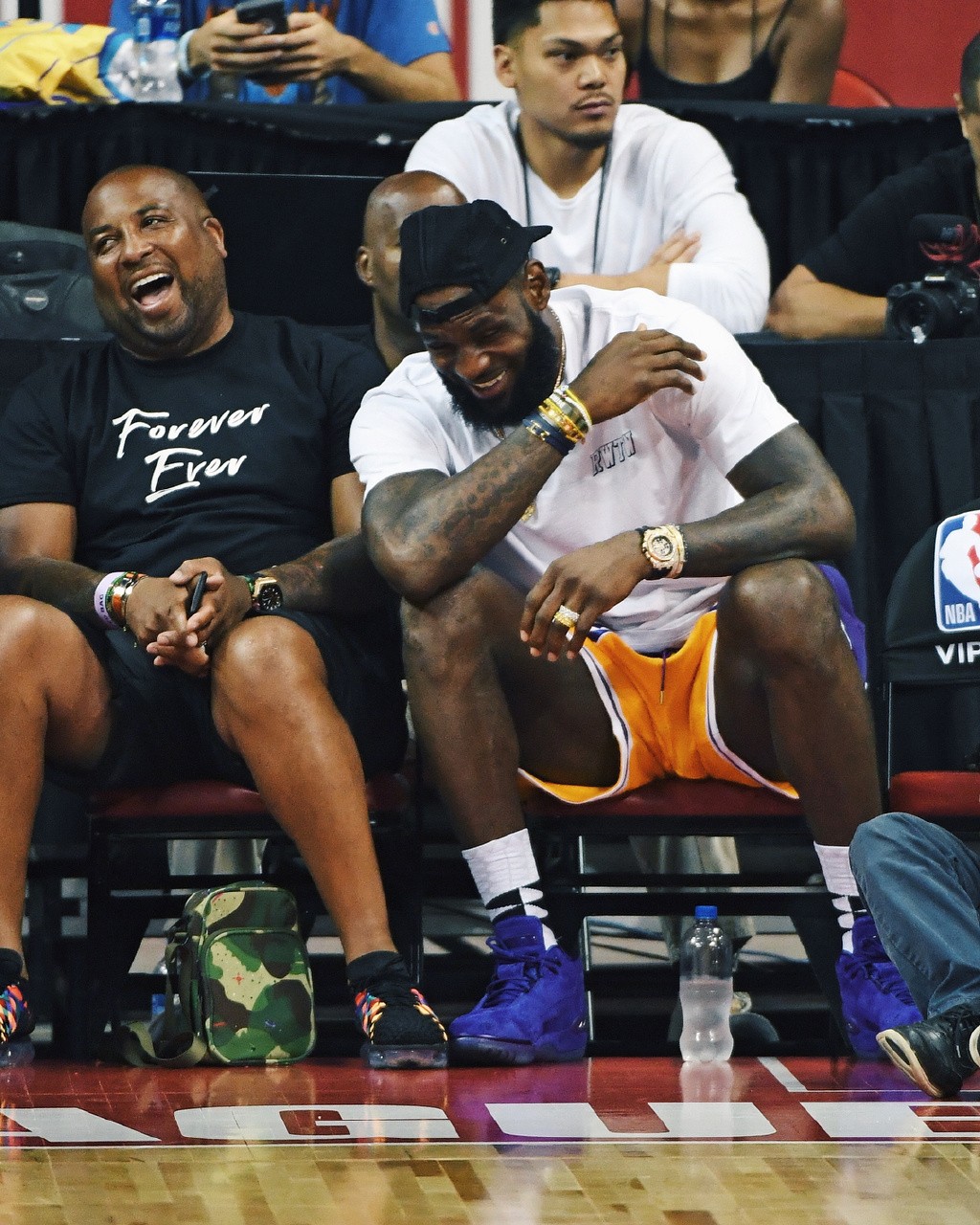 安东：在比分3-0时有些松懈是正常的，我们最终赢了才是关键（安东：3比0时放松难免，赢下比赛才是关键）