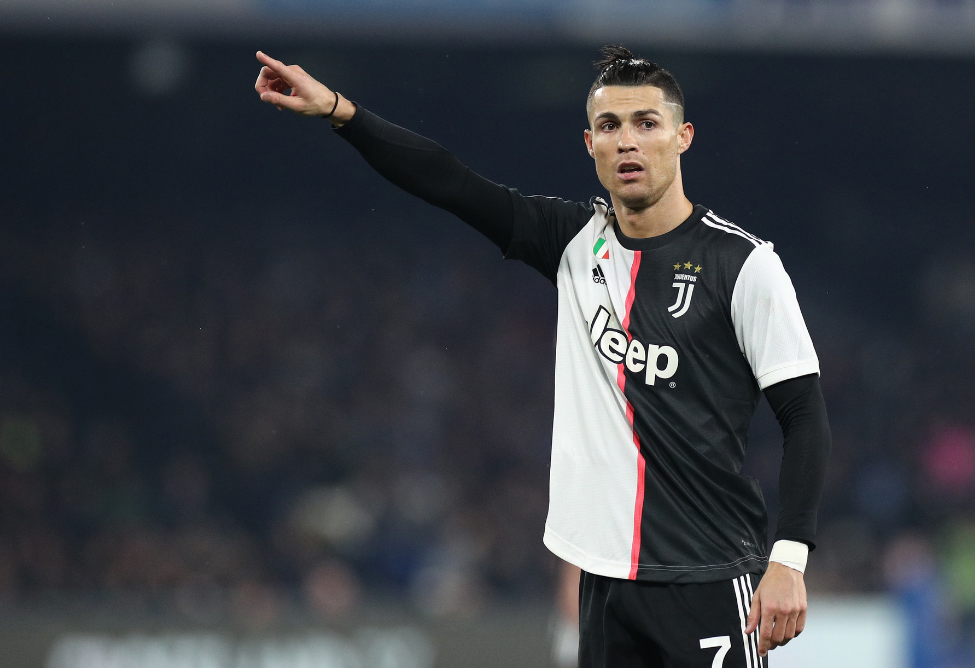 随着阿森纳2-0，利物浦1-1，切尔西1-3爆冷，英超最新积分榜出炉（英超最新榜单公布：阿森纳2-0全取三分，利物浦1-1憾平，切尔西1-3遭冷门）