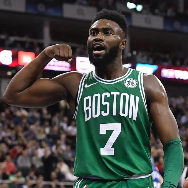 恩加德乌累计4黄下轮联赛停赛，无缘国安中超主场收官战（恩加德乌累计四黄遭禁赛 缺席国安中超主场收官战）