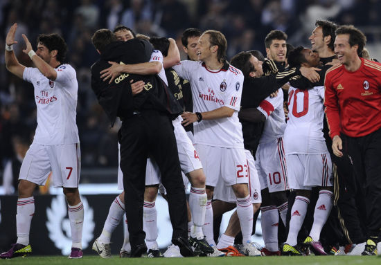 TA：那不勒斯满意霍伊伦的表现，他弥补了卢卡库伤缺的影响（TA：霍伊伦表现获那不勒斯认可，已补上卢卡库伤停空缺）