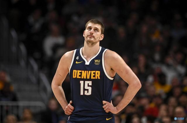 戴维对乌迪内斯的进球被吹越位，但VAR划线似乎存在问题（戴维对阵乌迪内斯进球被判越位，VAR划线存疑）